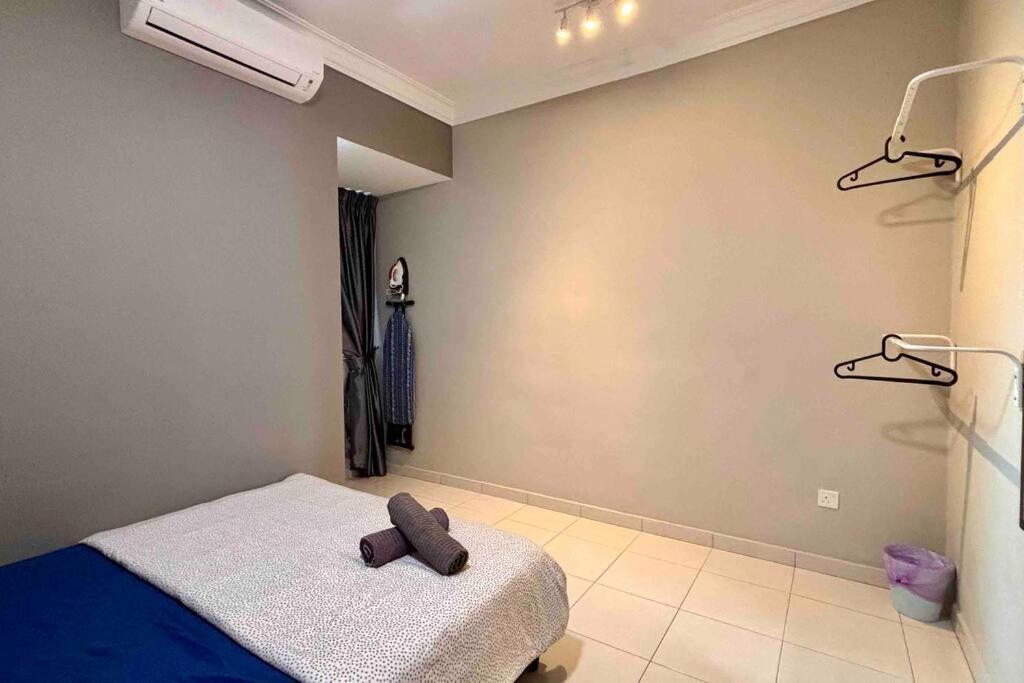 Cozy Modern Spacious 8Pax S Pice Penang Apartment Bayan Lepas Ngoại thất bức ảnh